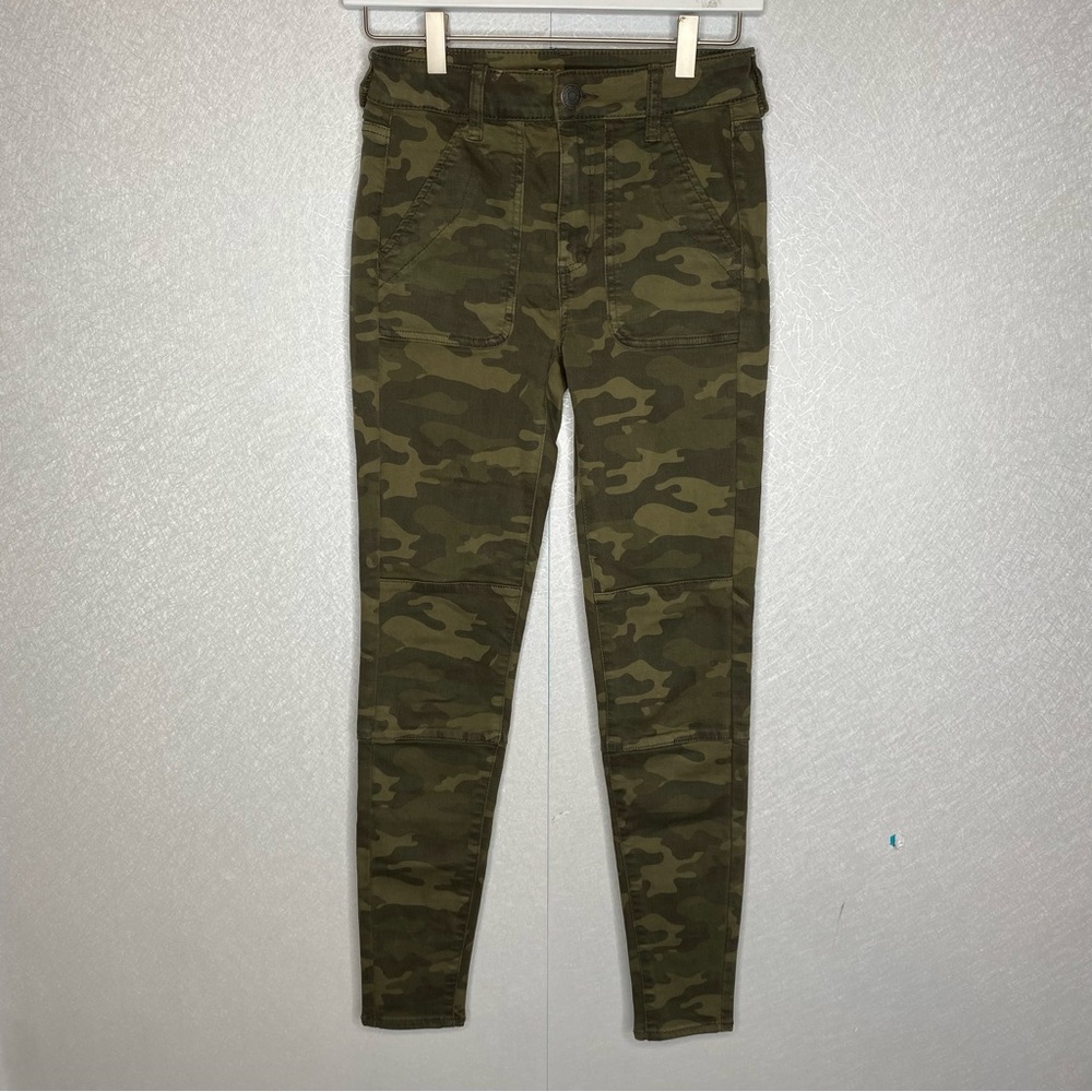 American Eagle Camo High Rise Jeggings Size 2